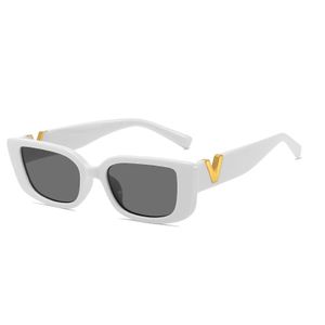 V-frame Anti-Ultraviolet Unisex UV375 Sunglasses