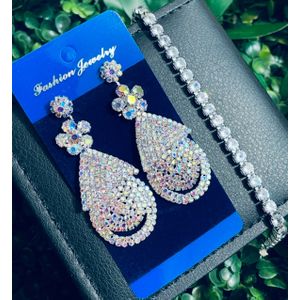 ZIRCONIA ICE LUXURY SHINY EARRINGS AND BRACELET