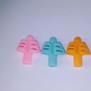 3 Pieces/Set Correcting Pencil/Pen Grip (Age: 3 To 15)