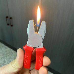 Stylish gaslighter 1 and a Refill pack