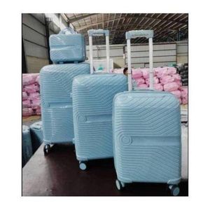  UNBREAKABLE LUXURY TRAVELLING LUGGAGE - 3sets With Kit Box