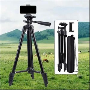 Tripod Stand 135cm ( 6ft tall ) - Black Aluminum Tripod, Portable Stand, Suitable For Live Streaming and Video Recording. Compatible with Mobile Phones, Cameras, Mini Ring Lights.