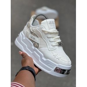 Luxury Standard Sneakers White For Unisex 