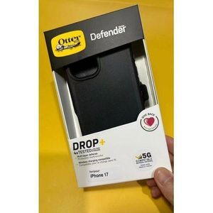 Otter box otterbox defender Case for iPhone 17