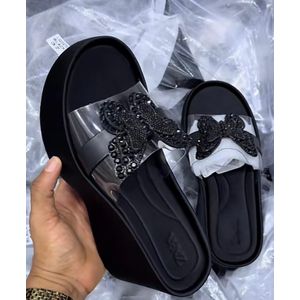 Elegant Ladies platform heel for day to day wear-Date night-Church wear