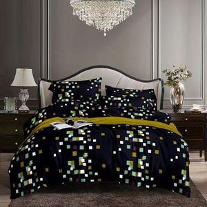Bedsheet and four pillowcases 4by5 / 6by6