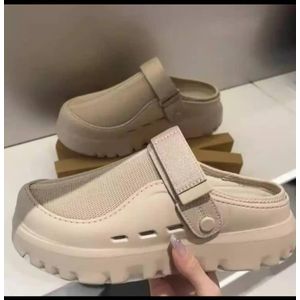 Unisex Outdoor Mesh Clogs Breathable Adjustable Non-Slip Slip-On Casual Shoes – Beige