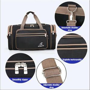  EXPANDABLE LARGE CAPACITY TRAVEL DUFFEL BAG  Gym Camping Vacation Canvas Men And Women Premium Leather Sports & Travel Holdall