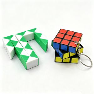 Magic Ruler Combination Puzzle Game for Kids & Adults, Educational Brain Toy (Green))