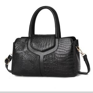 Ladies Everyday Handbag Black