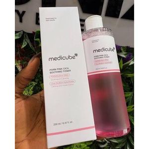 Medicube PDRN Pink Cica Soothing Toner 250ml
