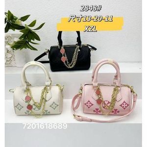 Ladies Everything (Ladies Everything) Black Ladies luxury mini cross bag