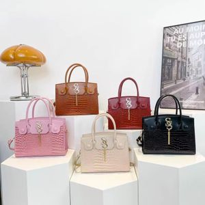 Ladies Womens Elegant Classy Bag