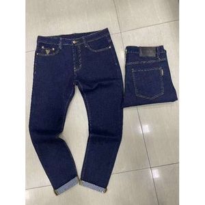 Mens Stock Designer Jeans Skinny Ripped Jeans