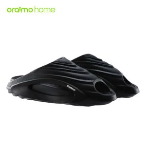 oraimo home CrestFrom Ergonomic Anti-Skid Slipper Black Slate 42-43