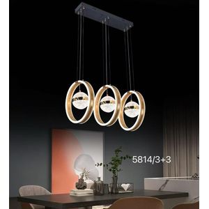 Luxurious crystal dropping chandelier