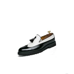 Men's Formal Glossy Tassel Brogue Shoes Loafers & Slip-ons Formal Black And White
