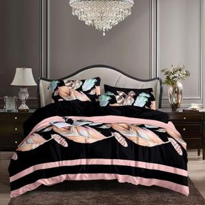 Bedding Sets 6X6 Bed sheet (4 pillowcases)