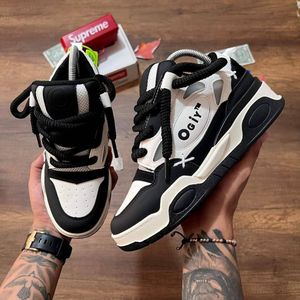 Original Unisex Premium Elegant Wide Sole Lace up Sneaker - Black W