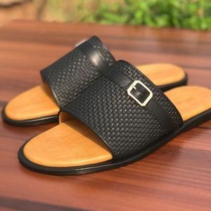 Mens Stylish Cover Pam Slippers - Black / Brown