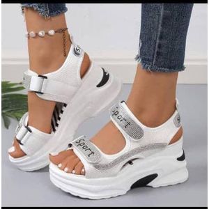 Everything Ladies flat outdoor footwear 