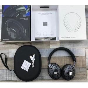 Wireless connectivity audio headphones 