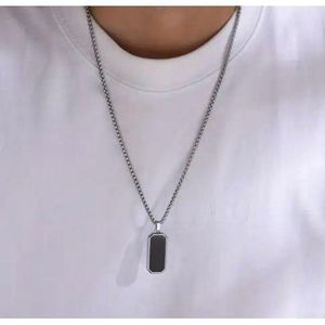 Clo 1pc 201 Stainless Steel Necklace for Men, Minimalist Black Drip Oil 201 Stainless Steel Pendant, Unique Gift for Men