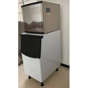 Ice cube maker - makes 200 ice cubes per time - for business use