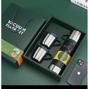 Vacuum Flask And 2 Cups Set