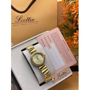 Scottie  Ladies Oval Quartz Watch Stainless Steel Bracelet Crystal Diamond Bezel Roman Numerals Whristwatch With Window Gift Box Set