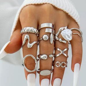 12pcs Silver Trendy Rings With Pearl Knuckle Ring Set for ladies 