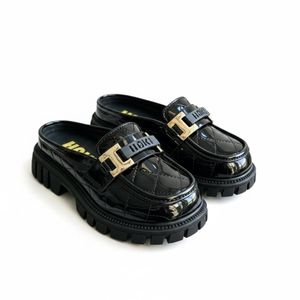 Haki Glossy Leather Half Shoes – Black (EM299)
