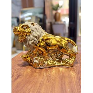 Lion Inspired Center Piece Decoration