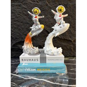 2 Set Notable Table/Consol Center Piece Decoration