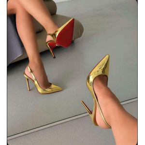 Women Tip Toe Stilleto Court Heels - Gold