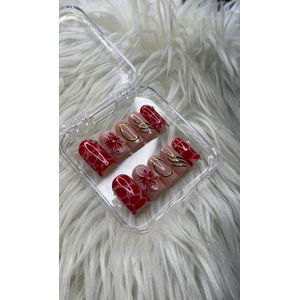 Pressioussnails Medium length square handmade press ons 