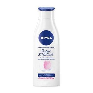NIVEA. Perfect and radiant lotion
