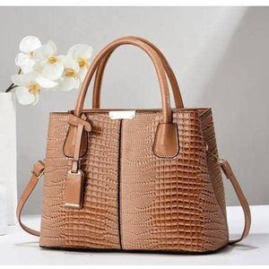 Quality Women's Hand And Shoulder Bag - Brown