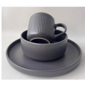 Dinner Set Modern  Stoneware  12 -Piece Dinnerware Set. Good Quality