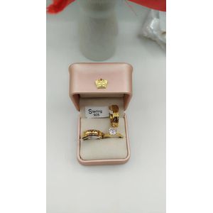 Classy Quality Wedding Ring Set with a free gift