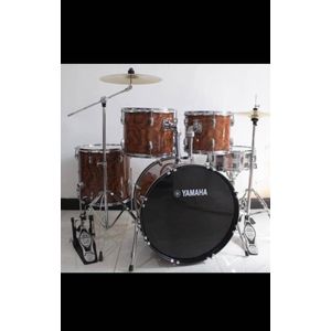 1 × LED Stage Light 1 × Power Cable 1 × Mounting Bracket 1 × User Manual