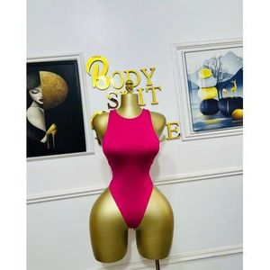 Luxury Turtle Neck Sleeveless Pin Down Top For Ladies