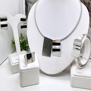 LUXURY-SET FOR WOMEN