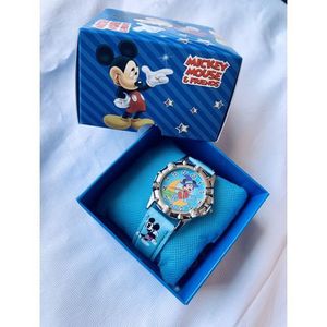 Mickey Kids Carton Character Children Wristwatch With Gift Box