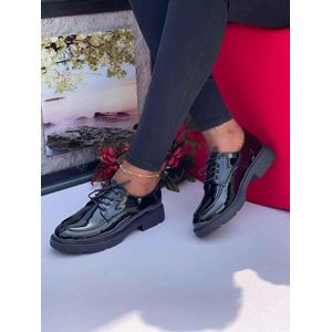 Oliveria lan Unisex Black Glossy Leather Lace-Up Shoes (BL259)