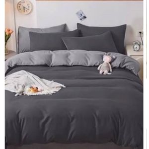 Super duvet, bedsheet and 4 pillow cases