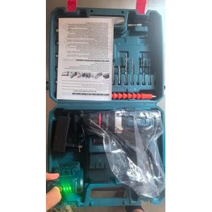 Makita Cordless Drill And Impact Driver kits 