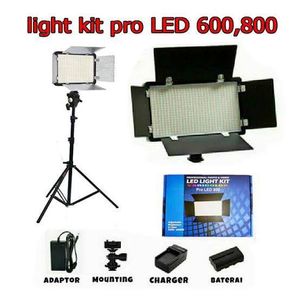 Light Live Led light kit 600,with 2 battery 