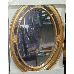 Oval Bathroom -Mirror With Accessories.  Gold Color