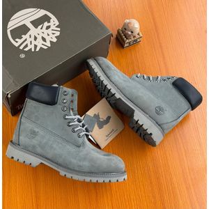 Timberland Gray and Black Quality boots